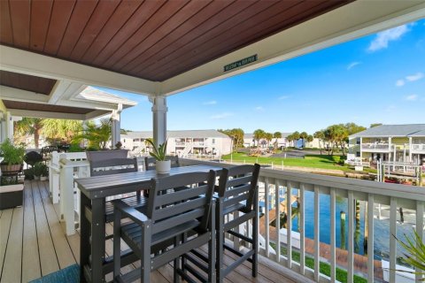 Condo in Saint Petersburg, Florida, 2 bedrooms  № 2155242 - photo 29