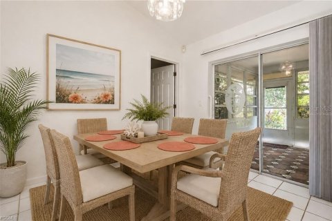 Купить виллу или дом в Кейп-Корал, Флорида 3 комнаты, 109.25м2, № 2200819 - фото 11