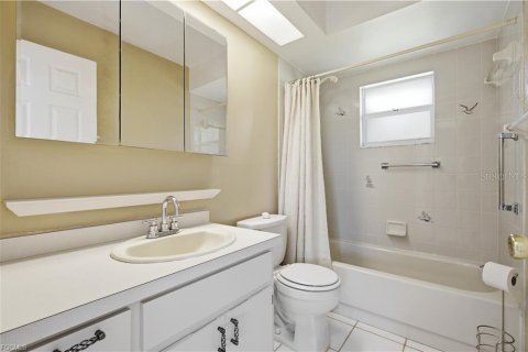 Купить виллу или дом в Кейп-Корал, Флорида 3 комнаты, 109.25м2, № 2200819 - фото 25