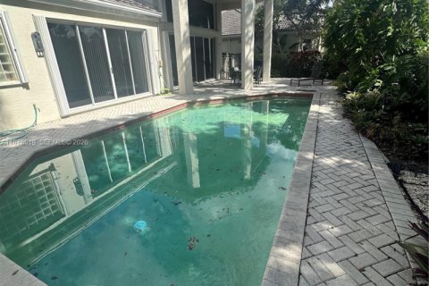 House in Weston, Florida 3 bedrooms, 292.64 sq.m. № 2043078 - photo 7