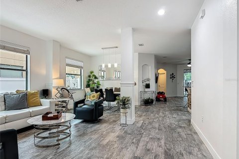 Casa en alquiler en Kissimmee, Florida, 5 dormitorios, 209.22 m2 № 1847978 - foto 10
