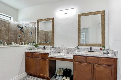 House in Kissimmee, Florida 5 bedrooms, 209.22 sq.m. № 1847978 - photo 18
