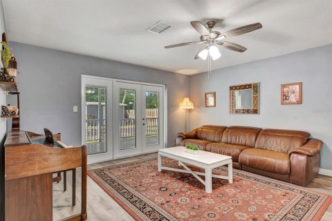 Casa en venta en Bradenton, Florida, 2 dormitorios, 131.18 m2 № 2258542 - foto 15