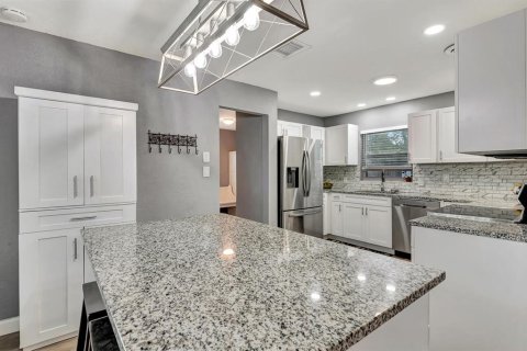 Casa en venta en Bradenton, Florida, 2 dormitorios, 131.18 m2 № 2258542 - foto 19