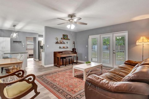 Casa en venta en Bradenton, Florida, 2 dormitorios, 131.18 m2 № 2258542 - foto 12
