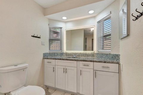 Casa en venta en Bradenton, Florida, 2 dormitorios, 131.18 m2 № 2258542 - foto 30