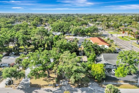 Casa en venta en Bradenton, Florida, 2 dormitorios, 131.18 m2 № 2258542 - foto 7