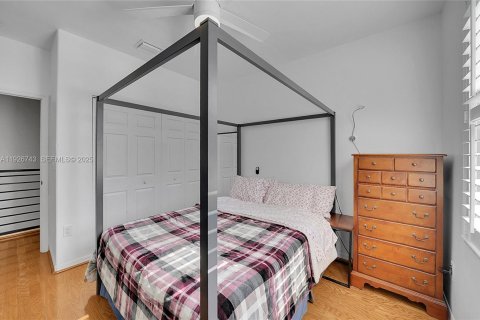 Купить виллу или дом в Холливуд, Флорида 4 спальни, 228.54м2, № 1988223 - фото 30