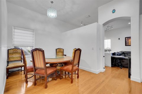 Купить виллу или дом в Холливуд, Флорида 4 спальни, 228.54м2, № 1988223 - фото 17