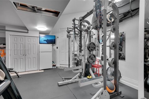 Купить виллу или дом в Холливуд, Флорида 4 спальни, 228.54м2, № 1988223 - фото 8