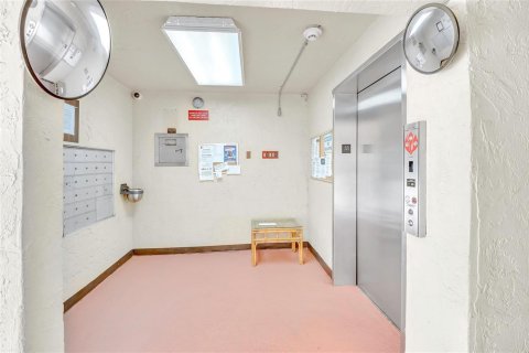 Купить кондоминиум в Тамарак, Флорида 1 комната, 117.99м2, № 2179769 - фото 4