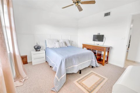 Купить кондоминиум в Тамарак, Флорида 1 комната, 117.99м2, № 2179769 - фото 12
