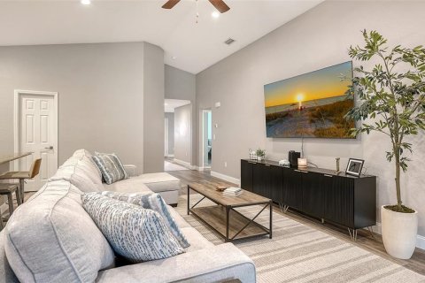 Casa en venta en Parrish, Florida, 3 dormitorios, 186.27 m2 № 2393490 - foto 9