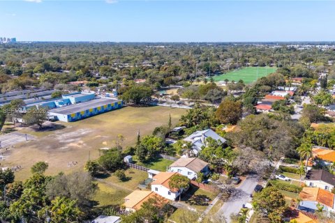 Villa ou maison à vendre à South Miami, Floride: 2 chambres, 86.96 m2 № 2068216 - photo 15