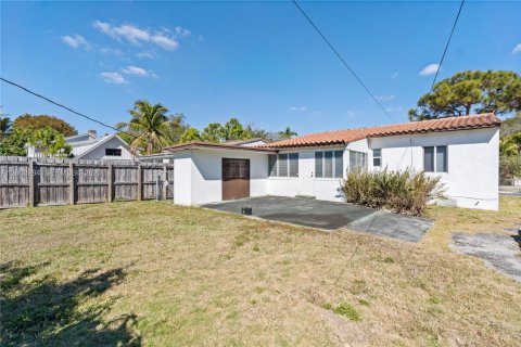 Villa ou maison à vendre à South Miami, Floride: 2 chambres, 86.96 m2 № 2068216 - photo 24