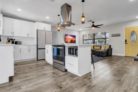 Casa en venta en Clearwater, Florida, 3 dormitorios, 121.52 m2 № 1679555 - foto 7
