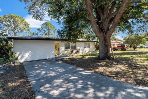 Casa en venta en Clearwater, Florida, 3 dormitorios, 121.52 m2 № 1679555 - foto 5