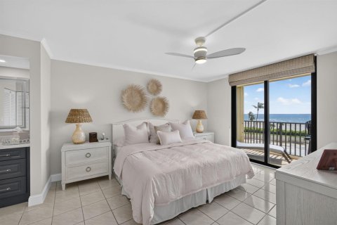 Condo in Jupiter, Florida, 2 bedrooms № 2181113 - photo 23