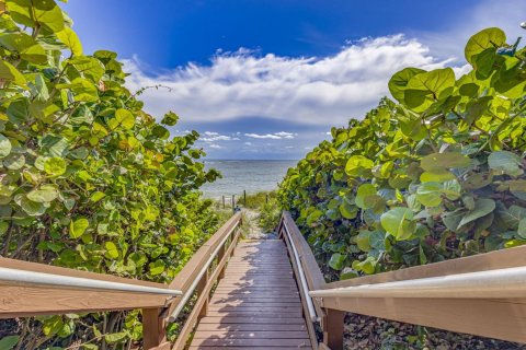 Condo in Jupiter, Florida, 2 bedrooms № 2181113 - photo 5