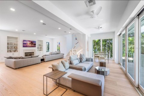 Villa ou maison à vendre à Boca Grande, Floride: 8 chambres, 538.09 m2 № 2142682 - photo 10