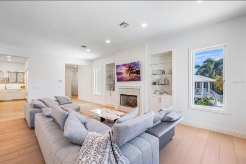 Villa ou maison à vendre à Boca Grande, Floride: 8 chambres, 538.09 m2 № 2142682 - photo 11