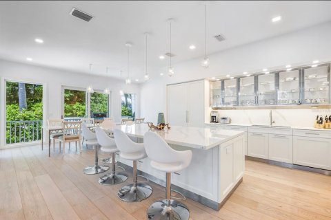 Villa ou maison à vendre à Boca Grande, Floride: 8 chambres, 538.09 m2 № 2142682 - photo 12