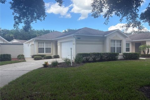 Villa ou maison à Clermont, Floride 2 chambres, 111.48 m2 № 2419734