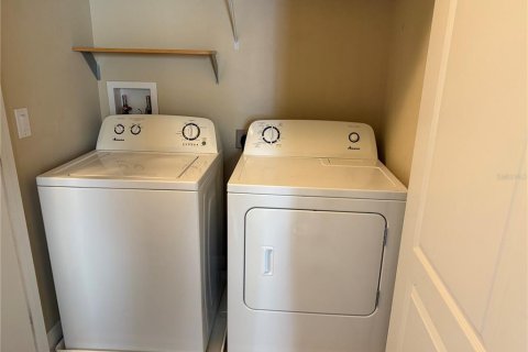 Adosado en alquiler en Windermere, Florida, 3 dormitorios, 143.53 m2 № 1873876 - foto 19