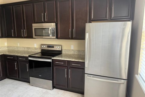 Adosado en alquiler en Windermere, Florida, 3 dormitorios, 143.53 m2 № 1873876 - foto 4