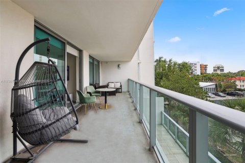 Condo in Bay Harbor Islands, Florida, 2 bedrooms  № 1484243 - photo 7