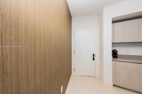 Купить кондоминиум в Холливуд, Флорида 1 спальня, 78.13м2, № 1814185 - фото 3