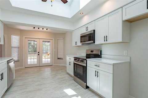 Villa ou maison à vendre à Spring Hill, Floride: 3 chambres, 184.88 m2 № 1785016 - photo 8