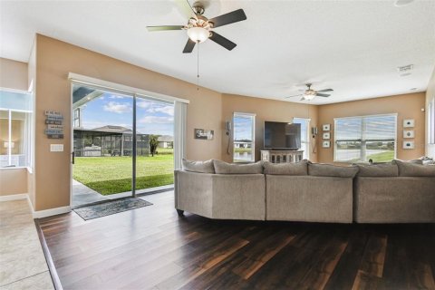 House in Ruskin, Florida 4 bedrooms, 358.42 sq.m. № 2205913 - photo 21