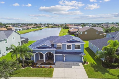House in Ruskin, Florida 4 bedrooms, 358.42 sq.m. № 2205913