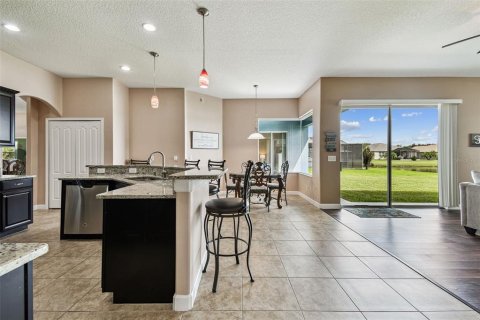 House in Ruskin, Florida 4 bedrooms, 358.42 sq.m. № 2205913 - photo 11