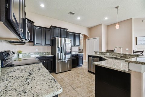 House in Ruskin, Florida 4 bedrooms, 358.42 sq.m. № 2205913 - photo 7