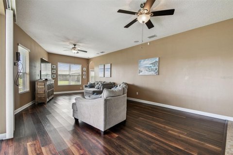 House in Ruskin, Florida 4 bedrooms, 358.42 sq.m. № 2205913 - photo 20