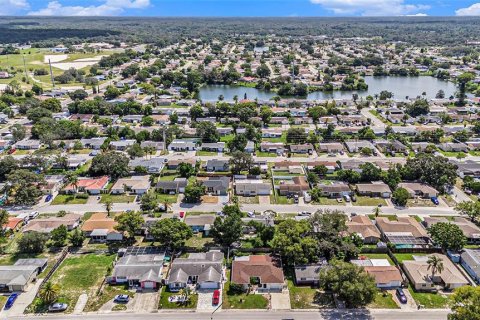 Casa en venta en Port Richey, Florida, 3 dormitorios, 148.83 m2 № 1917585 - foto 19
