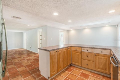 Casa en venta en Port Richey, Florida, 3 dormitorios, 148.83 m2 № 1917585 - foto 18