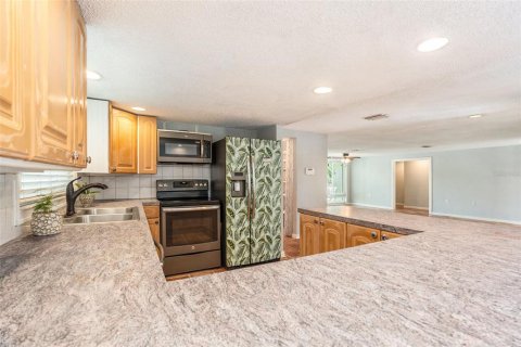 Casa en venta en Port Richey, Florida, 3 dormitorios, 148.83 m2 № 1917585 - foto 7