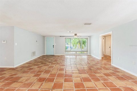 Casa en venta en Port Richey, Florida, 3 dormitorios, 148.83 m2 № 1917585 - foto 6
