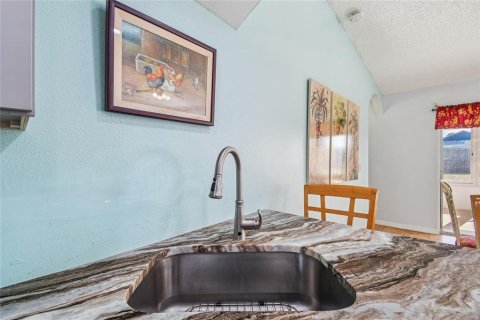 Купить виллу или дом в Спринг-Хилл, Флорида 4 комнаты, 116.87м2, № 2104373 - фото 16