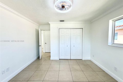 Купить виллу или дом в Майами, Флорида 4 спальни, 131.27м2, № 2065258 - фото 17