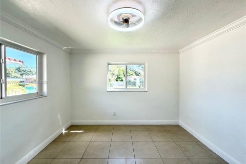 Купить виллу или дом в Майами, Флорида 4 спальни, 131.27м2, № 2065258 - фото 20