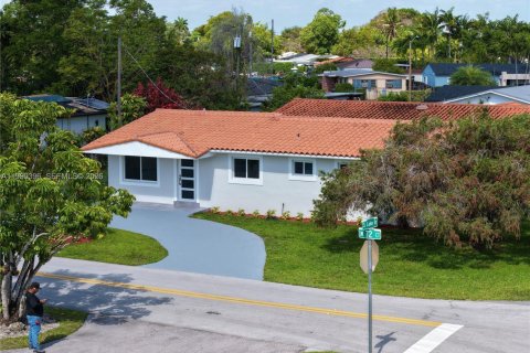 Купить виллу или дом в Майами, Флорида 4 спальни, 131.27м2, № 2065258 - фото 8