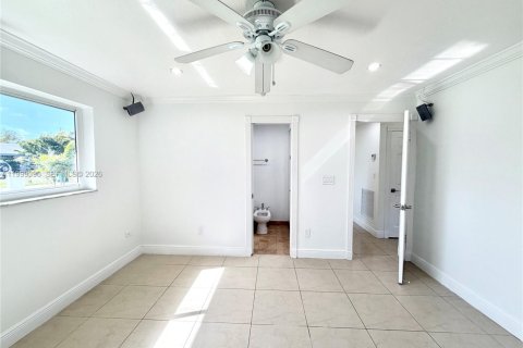 Купить виллу или дом в Майами, Флорида 4 спальни, 131.27м2, № 2065258 - фото 27