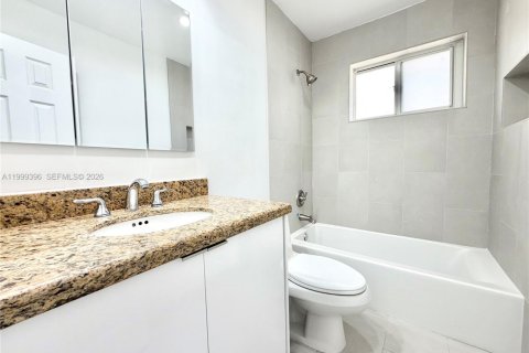 Купить виллу или дом в Майами, Флорида 4 спальни, 131.27м2, № 2065258 - фото 22