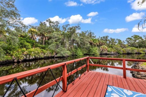 Casa en venta en North Port, Florida, 3 dormitorios, 205.96 m2 № 2289786 - foto 5