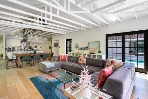 Casa en alquiler en Hallandale Beach, Florida, 4 dormitorios, 306.58 m2 № 1692096 - foto 13