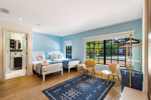 Casa en alquiler en Hallandale Beach, Florida, 4 dormitorios, 306.58 m2 № 1692096 - foto 28